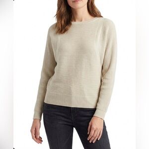 Truth Beige Crew Neck High Quality Sweater Size Medium